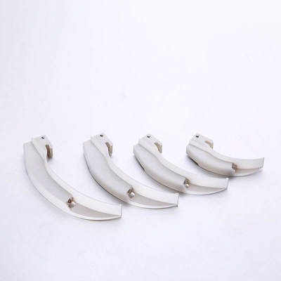 Bom preço Laringoscopo curvo de anestesia com luz LED e lâmina de aço inoxidável durável para intubação on-line