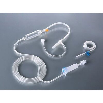 Bom preço Conjunto de perfusão intravenosa descartável com 60 gotas/ ml Regulador de caudal ajustável para cuidados com doentes pediátricos on-line